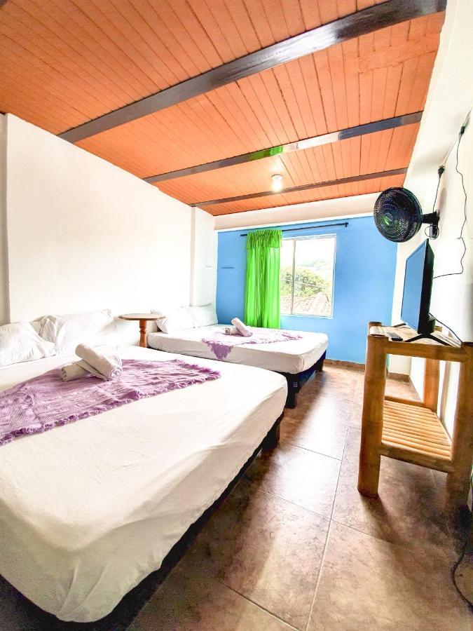Hostal La Mercedes Street Cali Eksteriør billede